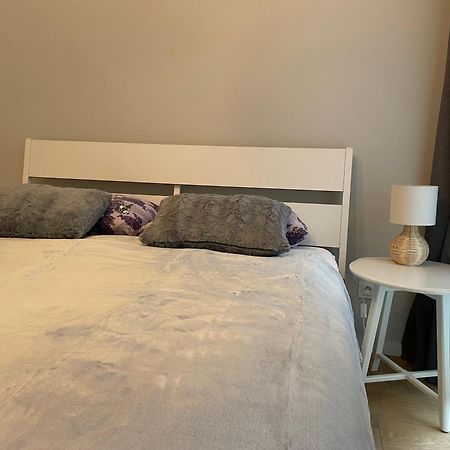 Essence Lux Apartment, Free Parking, Self Check-In 24H Познан Екстериор снимка