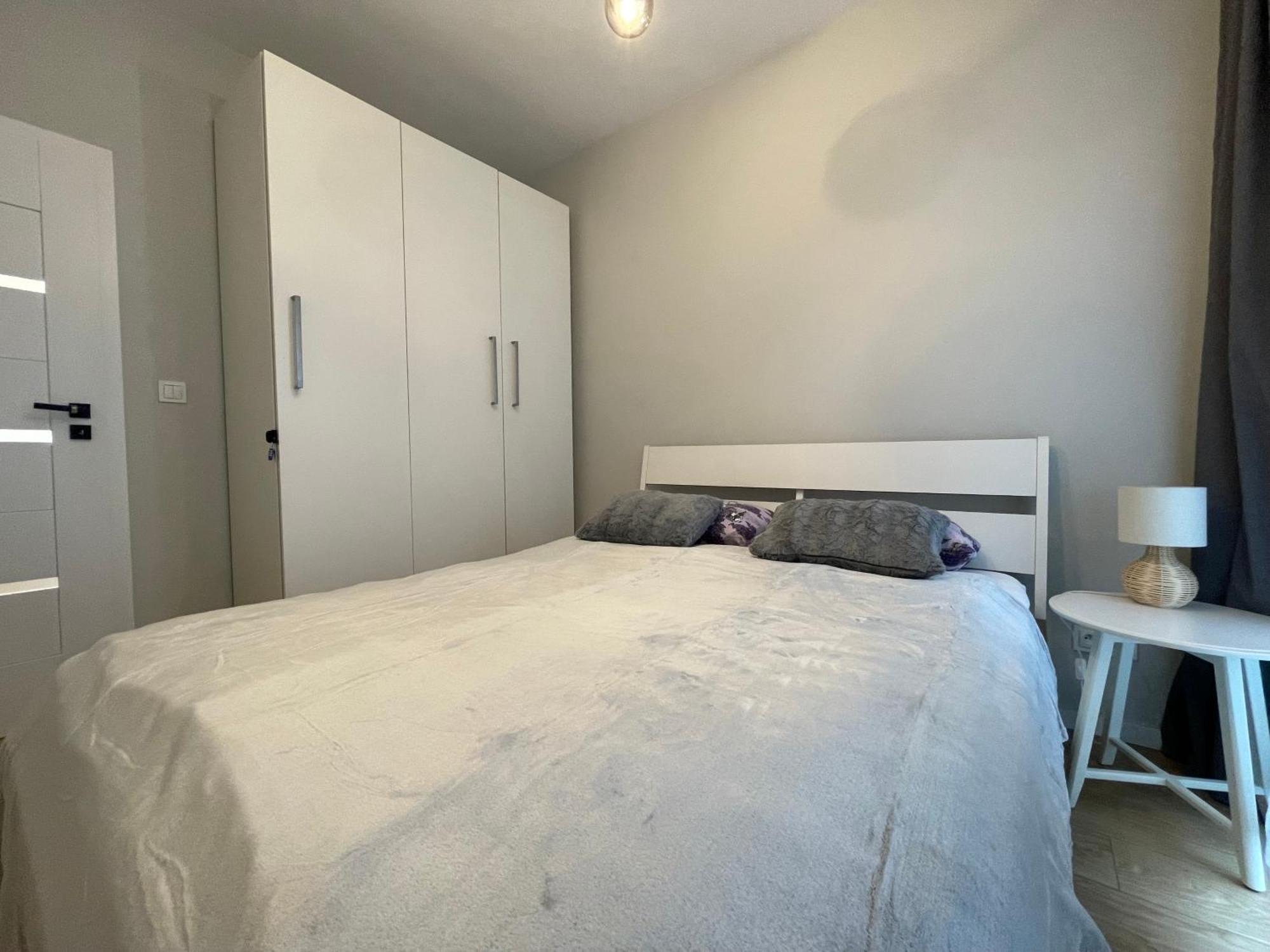 Essence Lux Apartment, Free Parking, Self Check-In 24H Познан Екстериор снимка