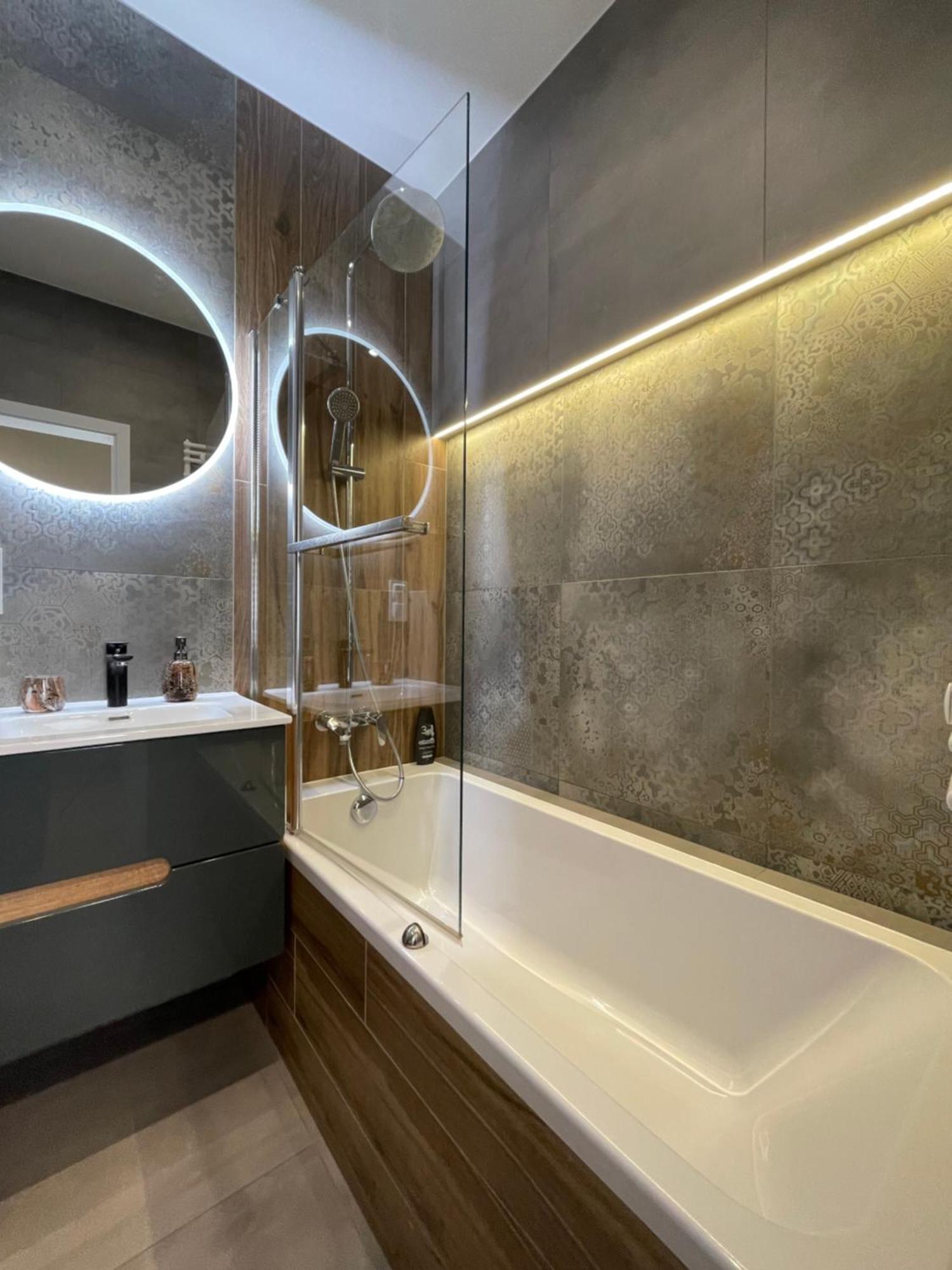 Essence Lux Apartment, Free Parking, Self Check-In 24H Познан Екстериор снимка