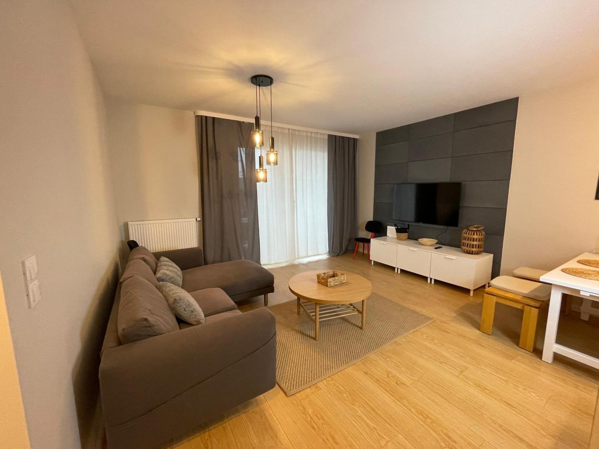 Essence Lux Apartment, Free Parking, Self Check-In 24H Познан Екстериор снимка