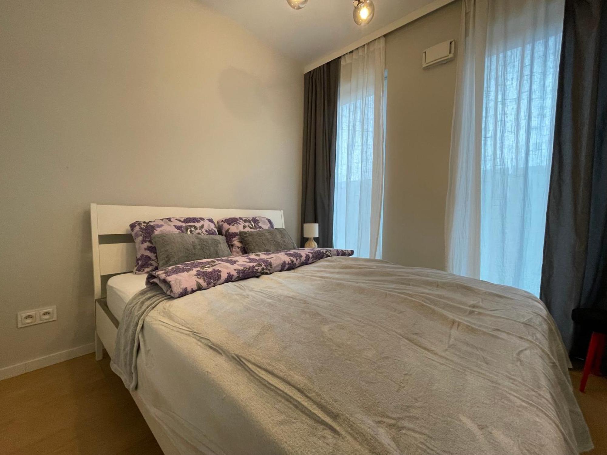 Essence Lux Apartment, Free Parking, Self Check-In 24H Познан Екстериор снимка